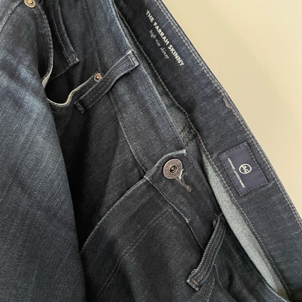 AG The Farrah Skinny in good used condition!